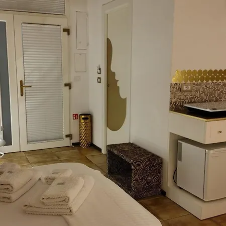 Gold White Exclusive House