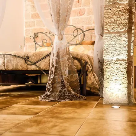 Guest house Gold White Exclusive House